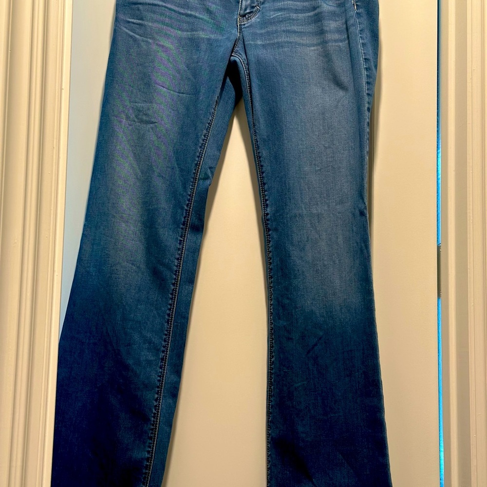 8R Mid Wash WHBM Boot Cut Jeans Excellent condition